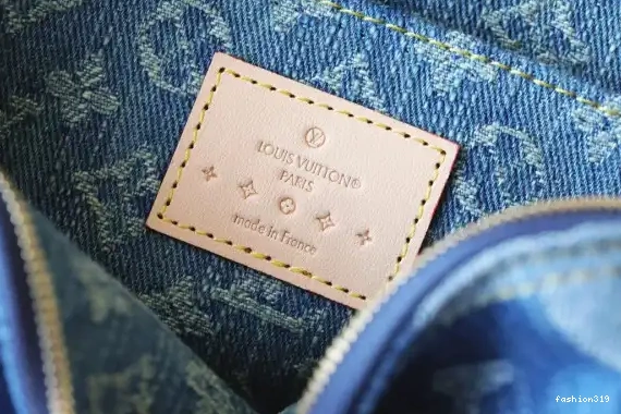 Cosmétique Vuitton PM Louis Pochette 0408